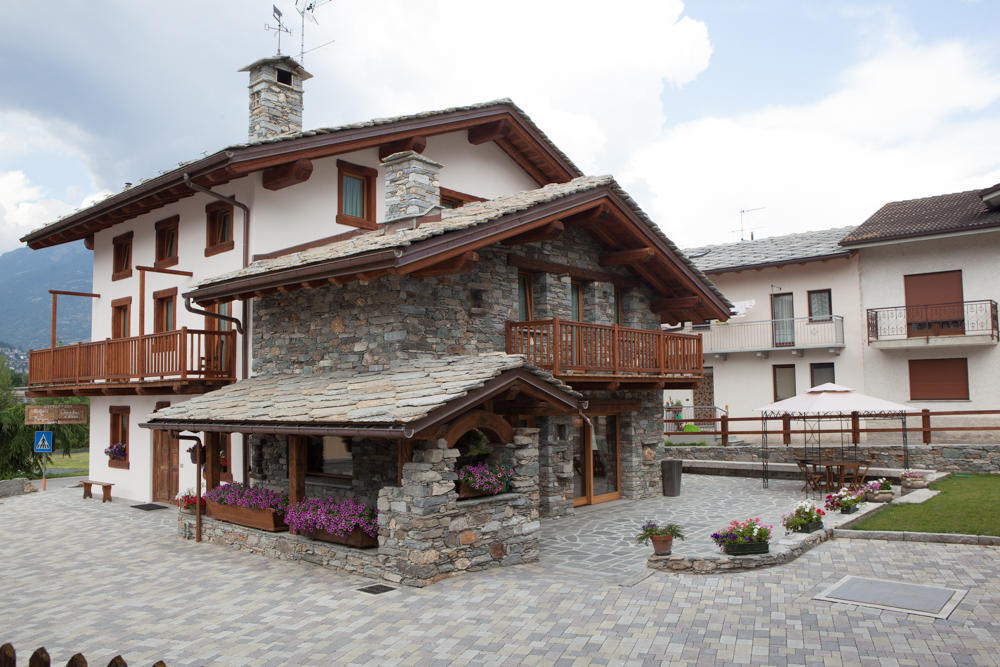 Relais Du Berger Hotel Aosta Luaran gambar