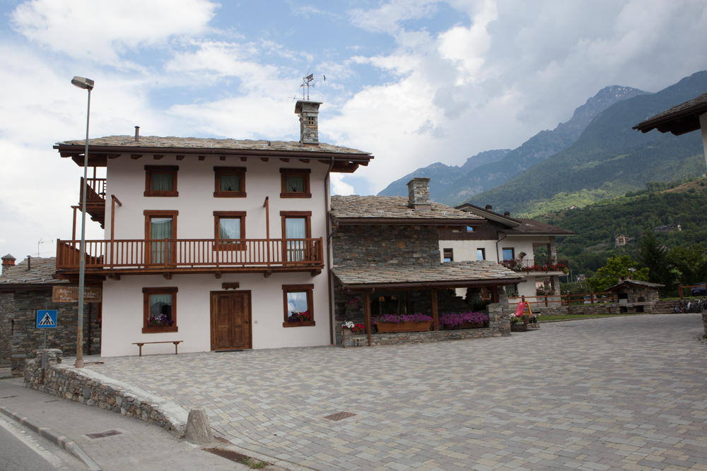 Relais Du Berger Hotel Aosta Luaran gambar